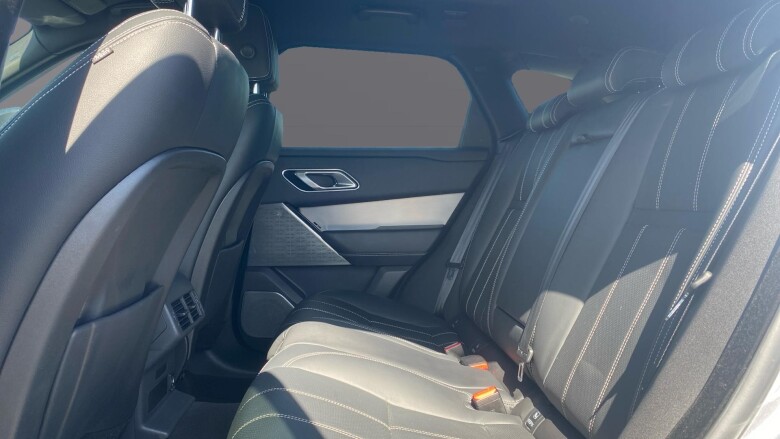 Land Rover Range Rover Velar 3.0 D300 MHEV R-Dynamic SE 5dr Auto Diesel Estate